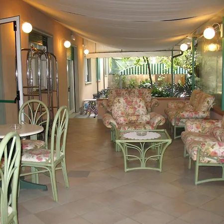 فندق Astor Victoria