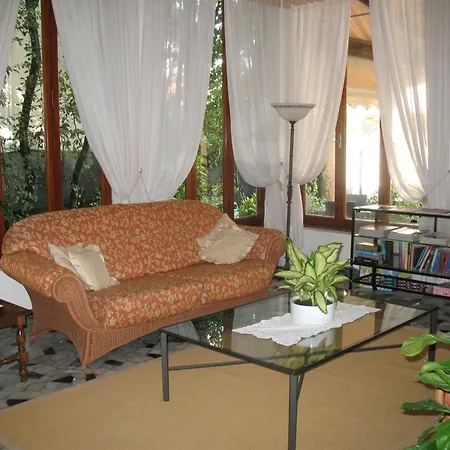 Отель Astor Victoria 3*