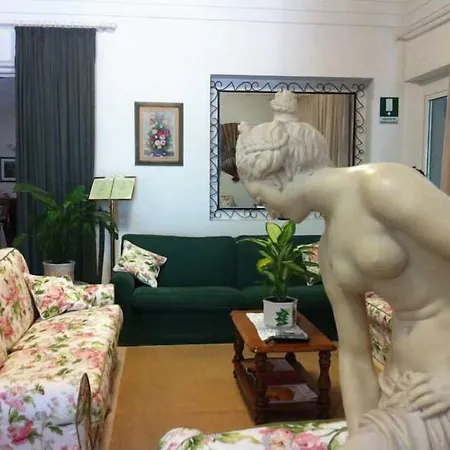 Astor Victoria 호텔 포르데데이마르미