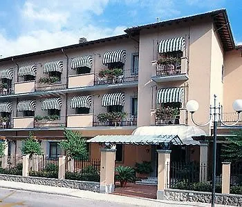 Отель Astor Victoria