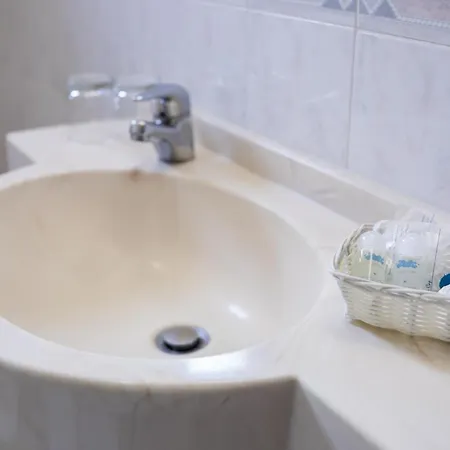 Astor Victoria Отель 3*